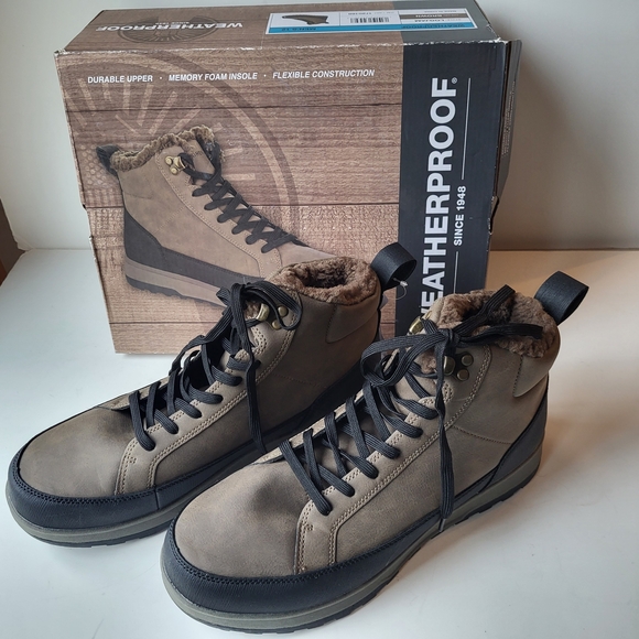 Weatherproof Other - Weatherproof Men's Tan Lace-Up Boots